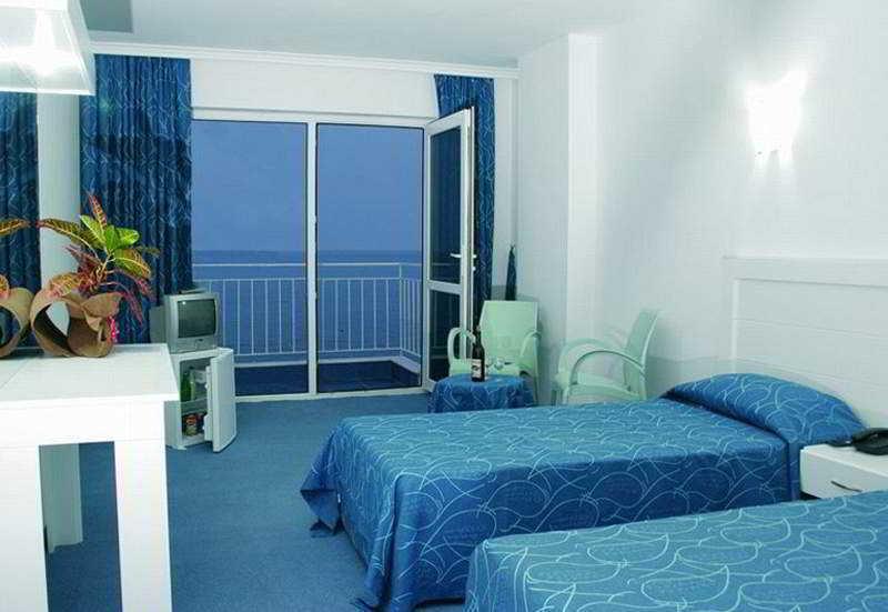 Kristal Beach Hotel Antalya Kamer foto